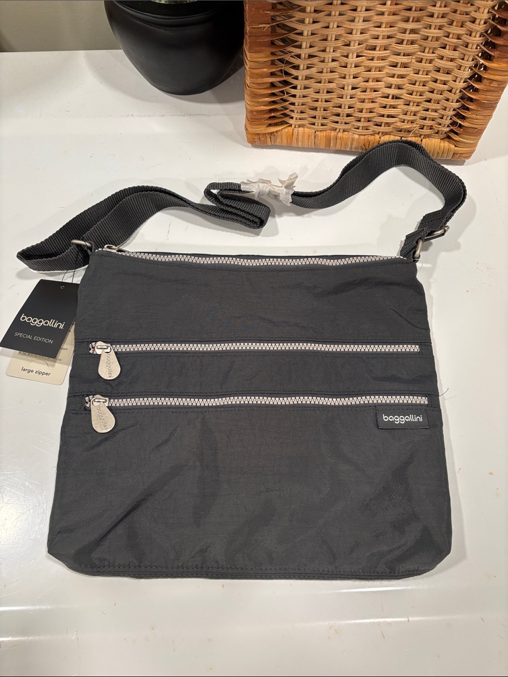 Baggallini Special Edition Dark Charcoal Large Zipper Crossbody Bag NWT